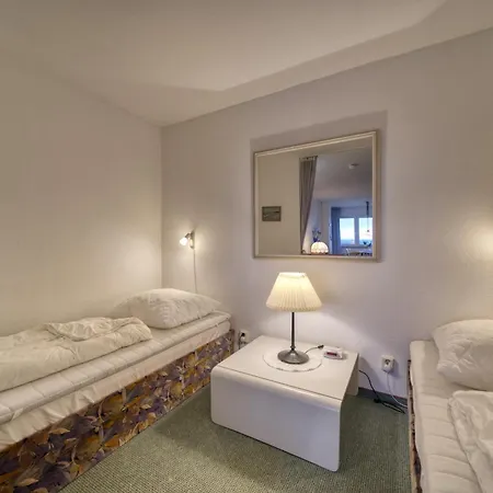 - Haus F, App 0f0903 Lägenhet *